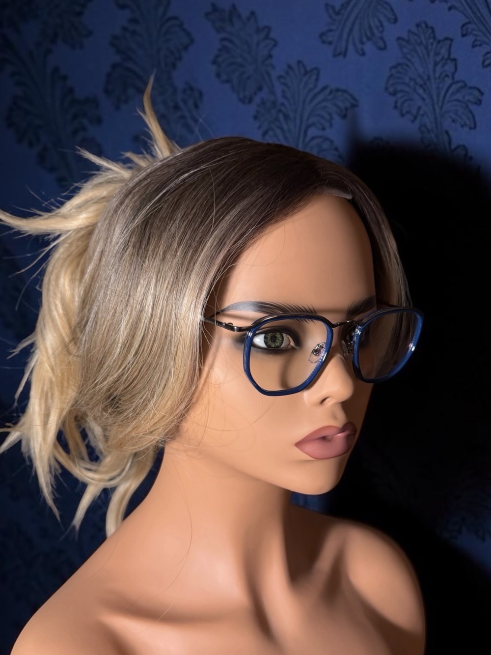 Lu Blue Light Readers